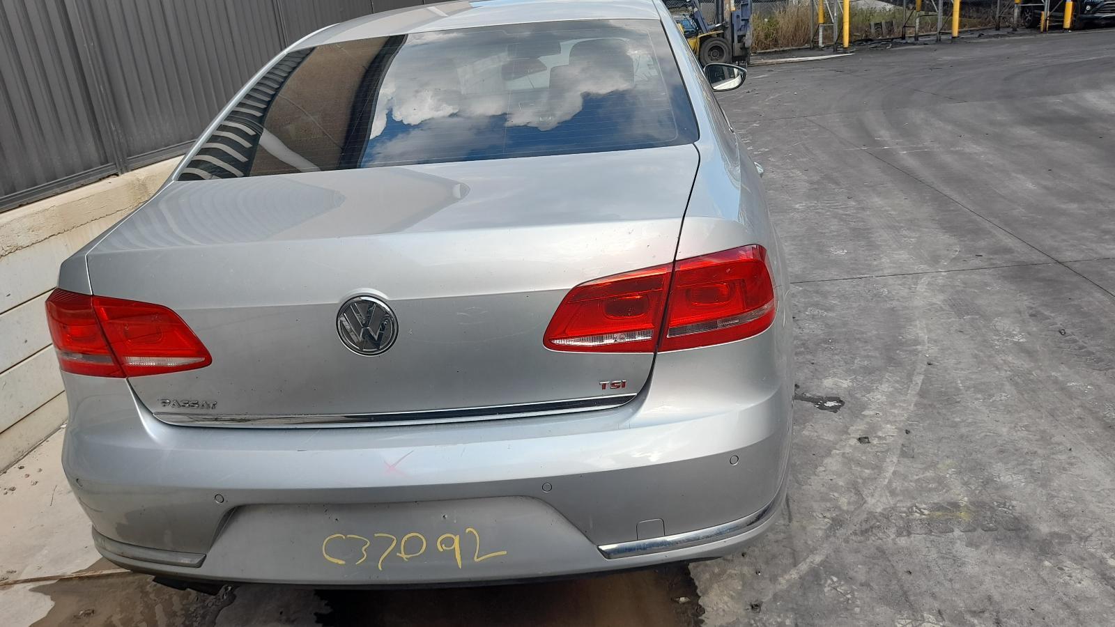 View Auto part Bootlid/Tailgate Volkswagen Passat 2012