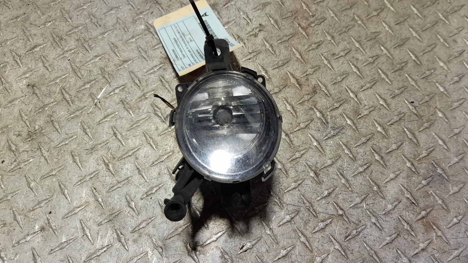 View Auto part Right Indicator/Fog/Side Holden Commodore 2013