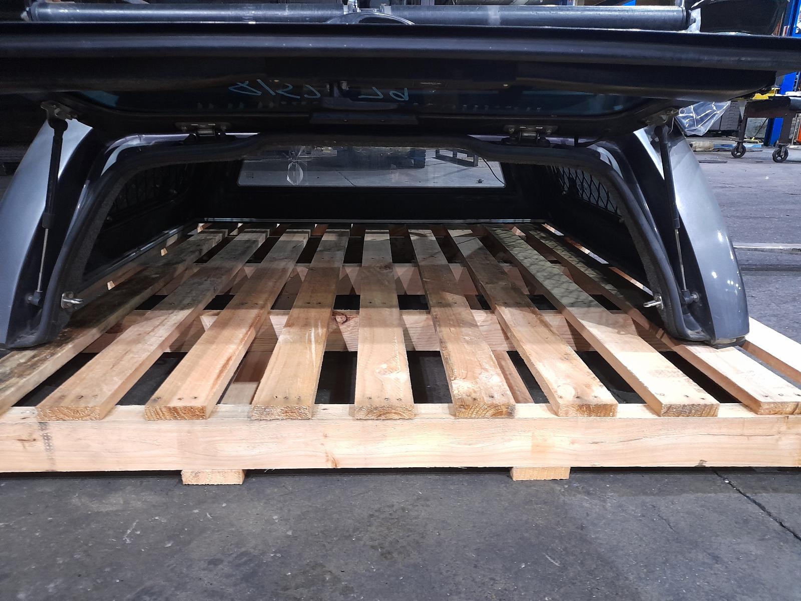 View Auto part Tonneau/Cover Volkswagen Amarok 2015
