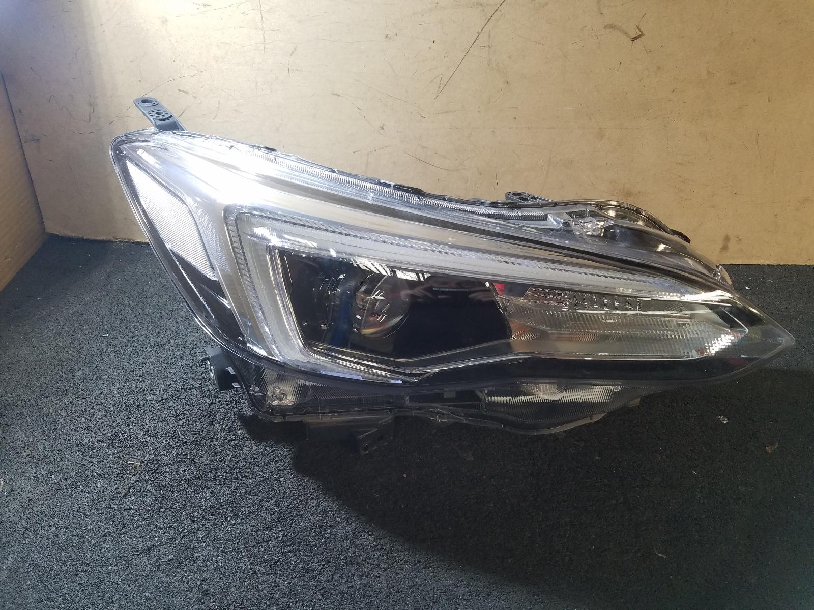 View Auto part Right Headlamp Subaru Xv 2022