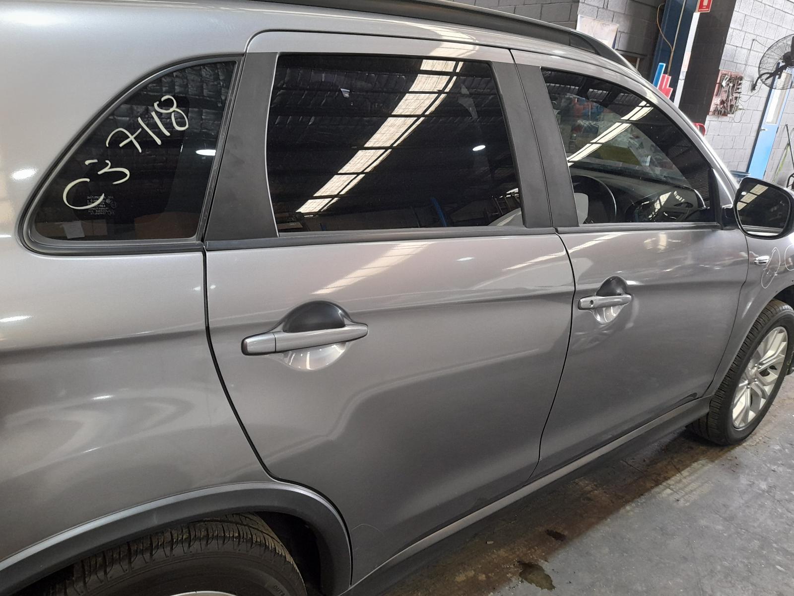 View Auto part Right Rear Door Sliding Mitsubishi Asx 2018