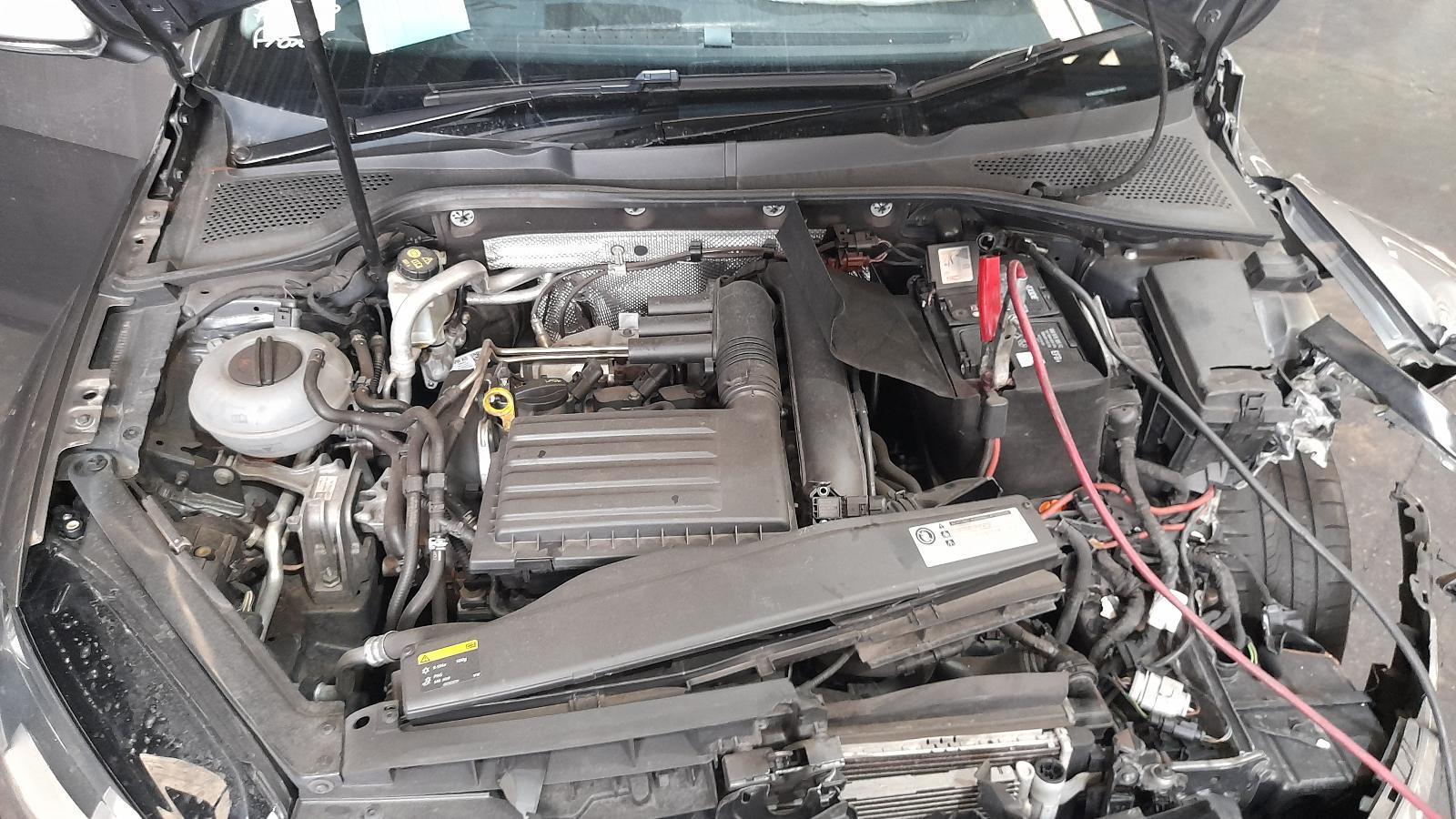 View Auto part Engine Volkswagen Golf 2014