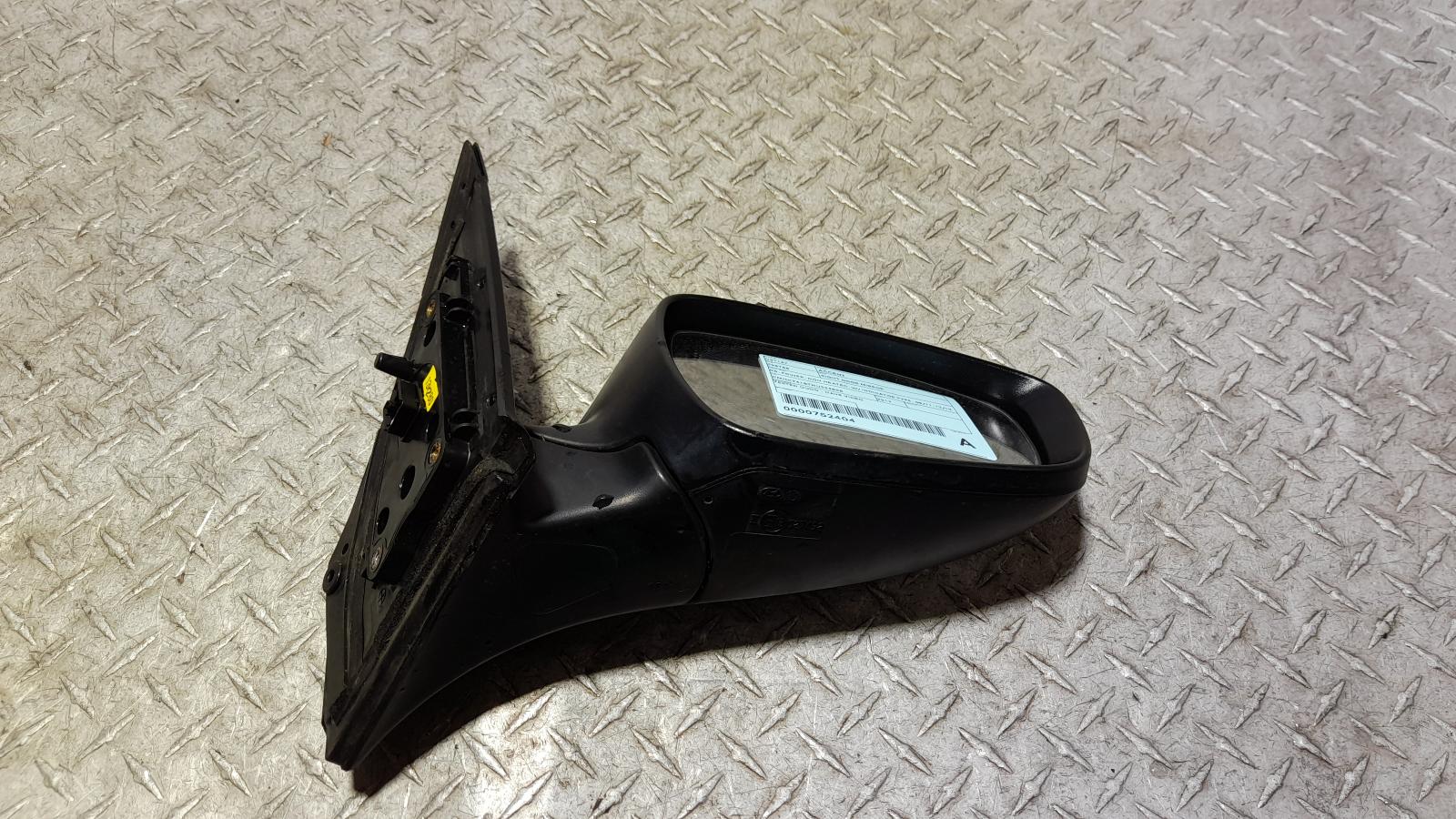 View Auto part Right Door Mirror Hyundai Accent 2017