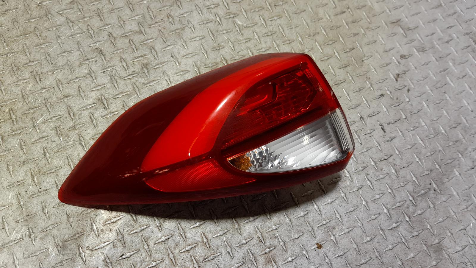 View Auto part Left Taillight Hyundai Tucson 2016