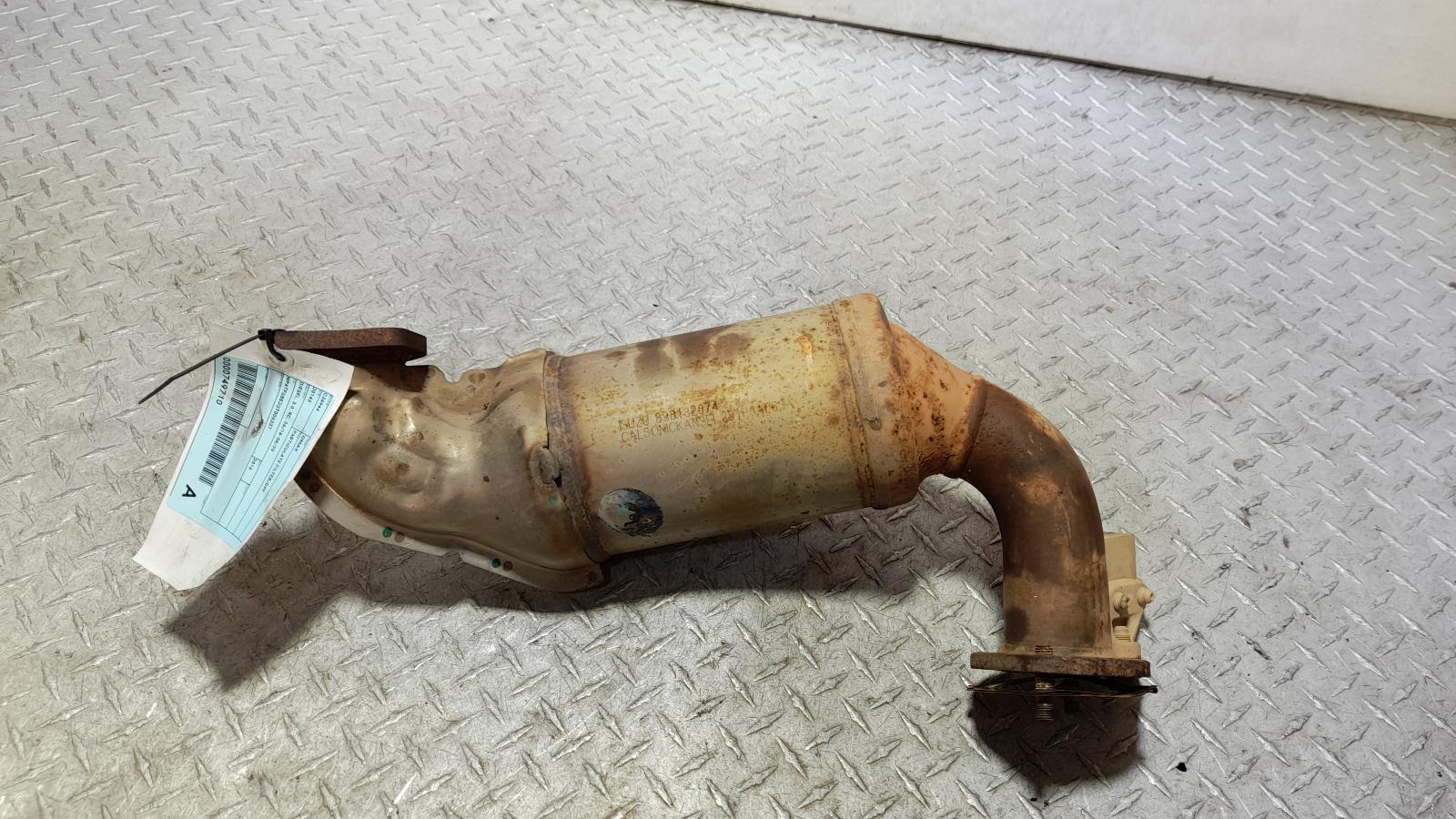 View Auto part Catalytic Converter Isuzu Dmax 2016