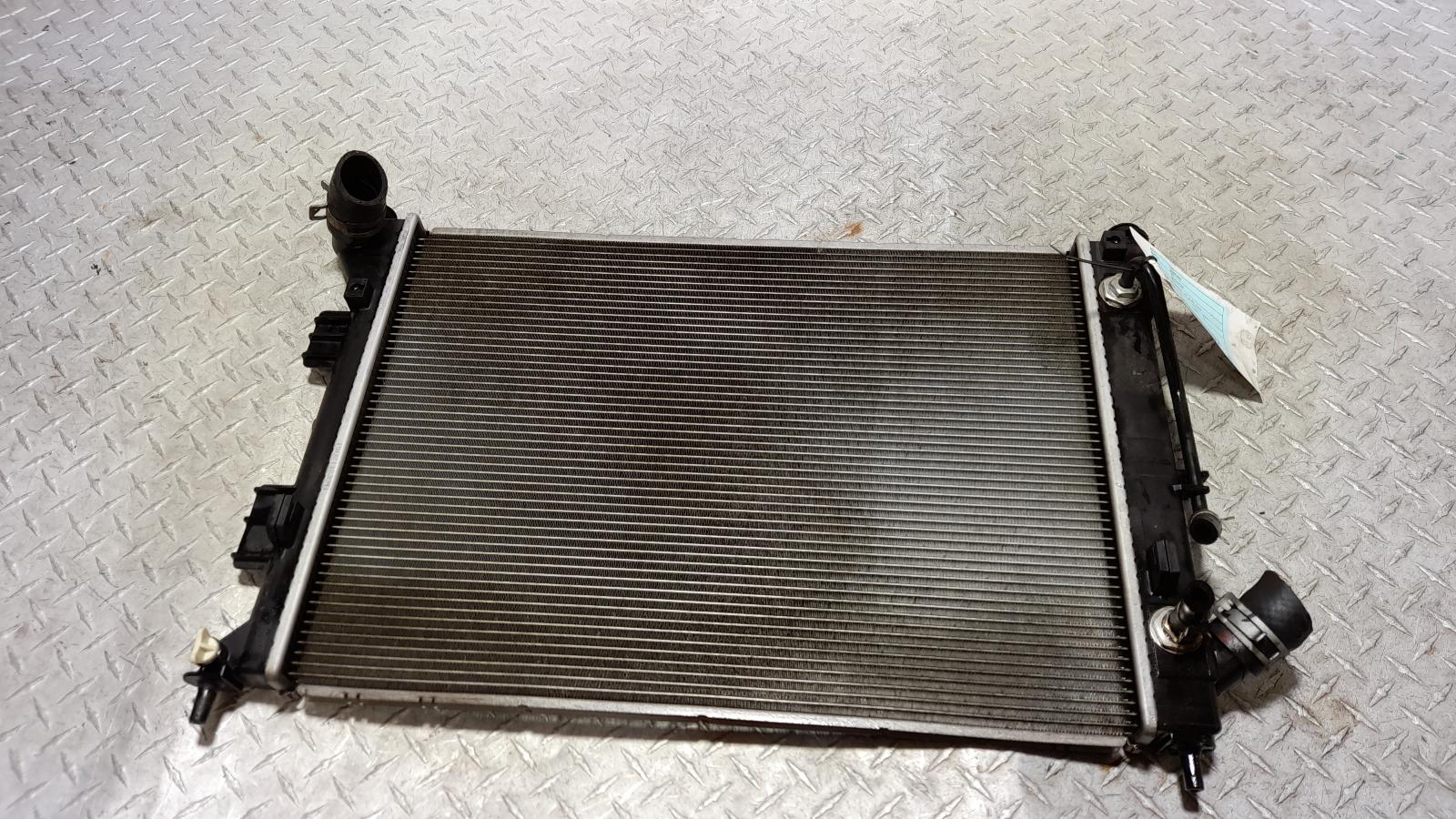 View Auto part Radiator Kia Cerato 2015