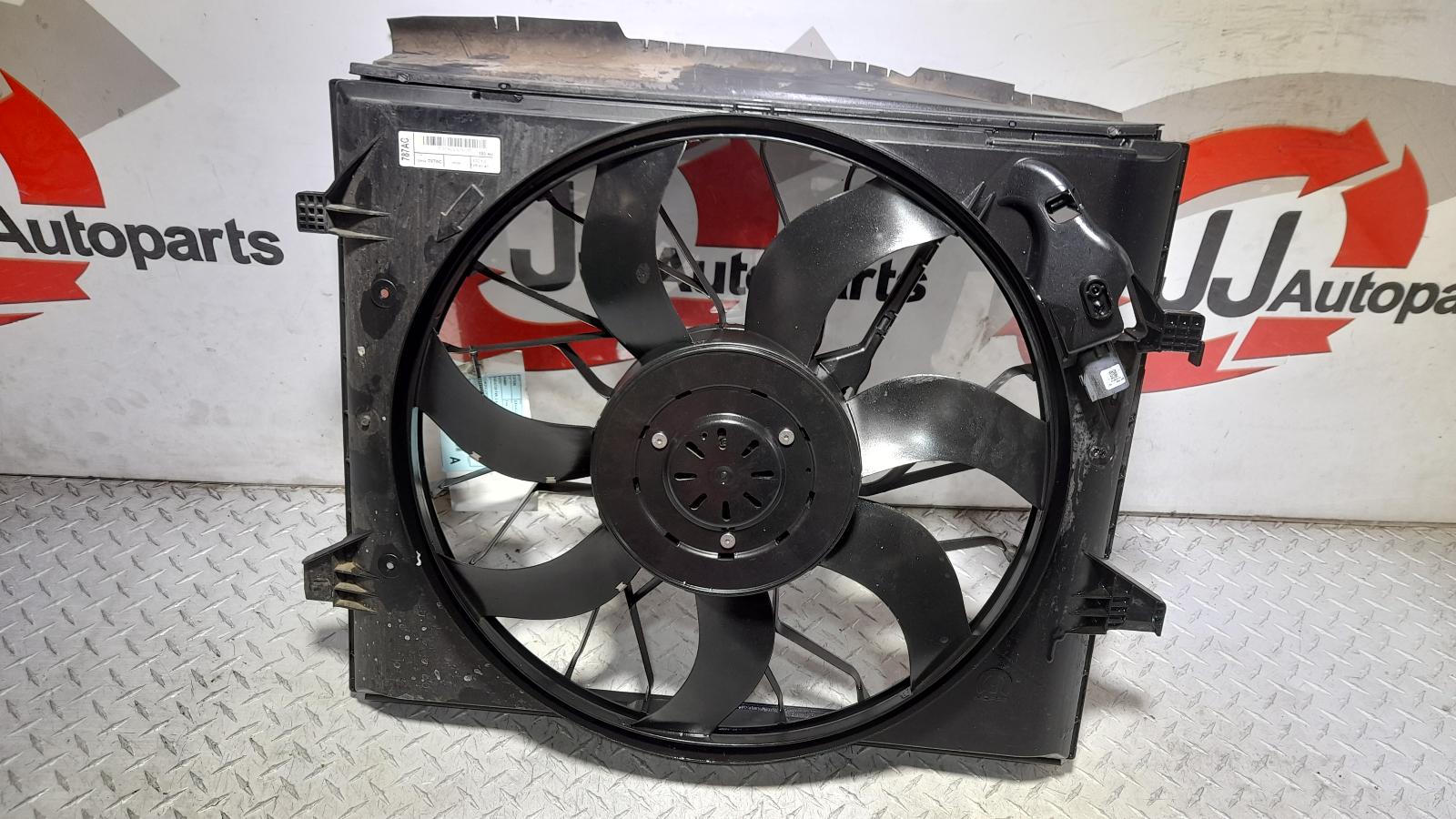 View Auto part Fan Jeep Grandcherokee 2015