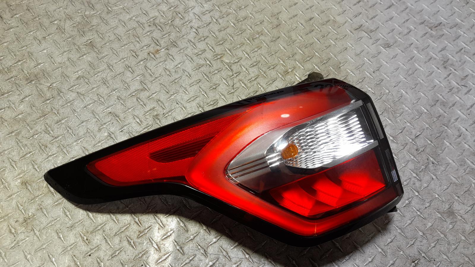 View Auto part Left Taillight Ford Escape 2017