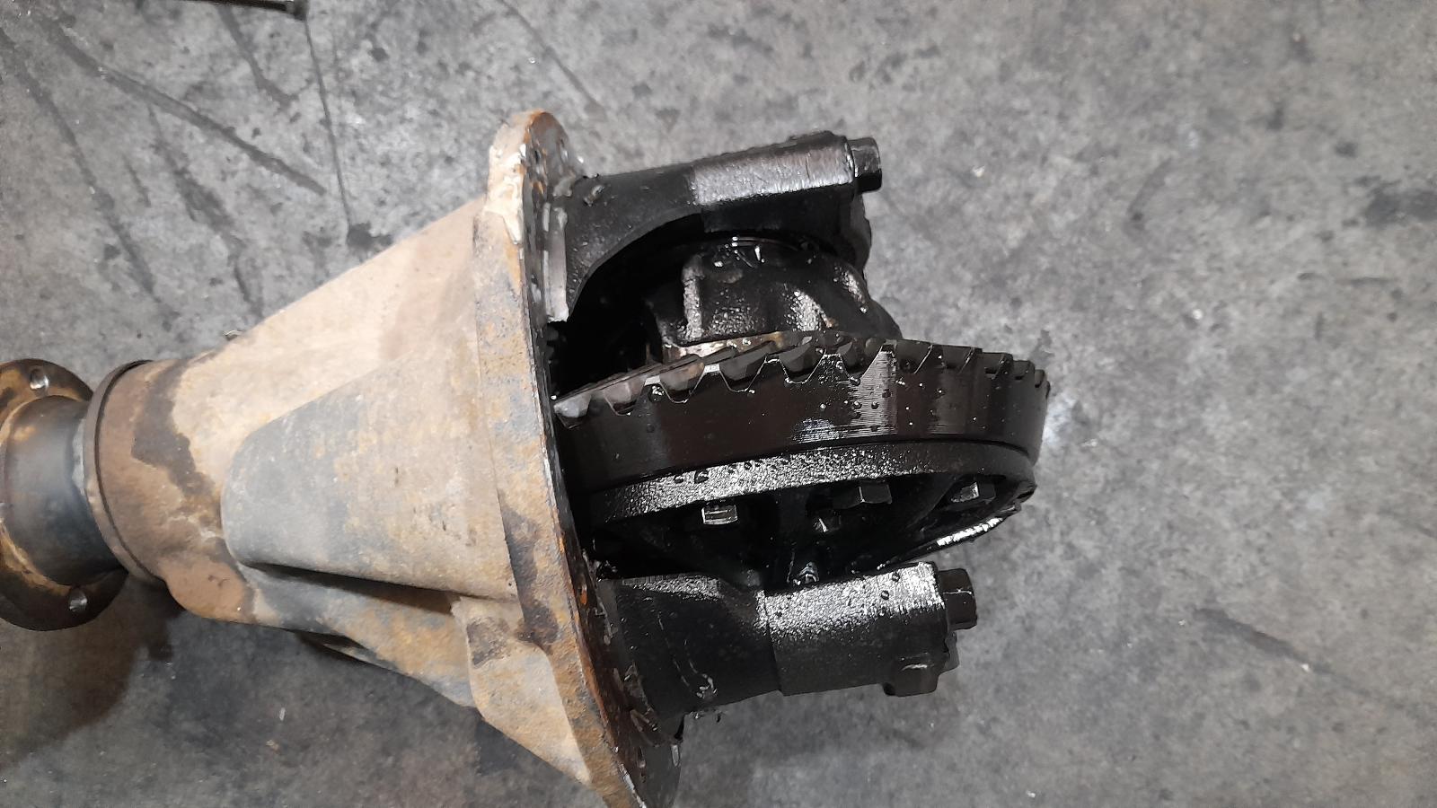 View Auto part Differential Centre Isuzu Dmax 2016