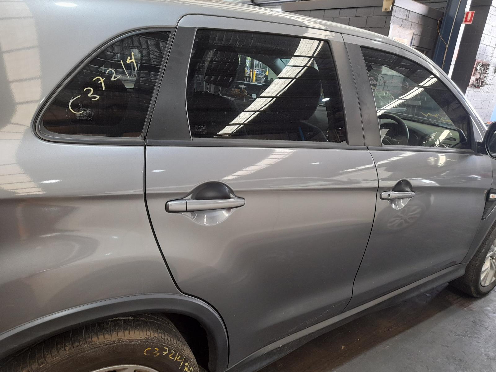 View Auto part Right Rear Door Sliding Mitsubishi Asx 2020
