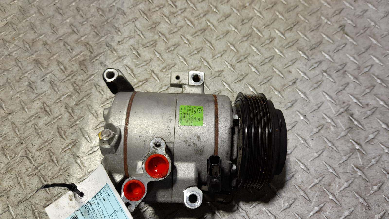 View Auto part A/C Compressor Mazda 3 2017