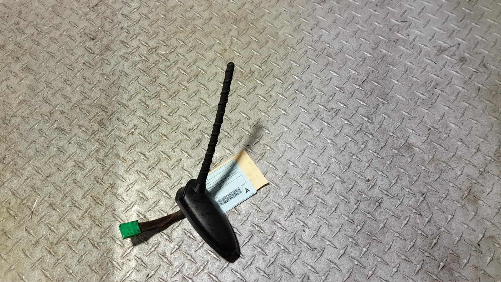 View Auto part Antenna Kia Cerato 2019