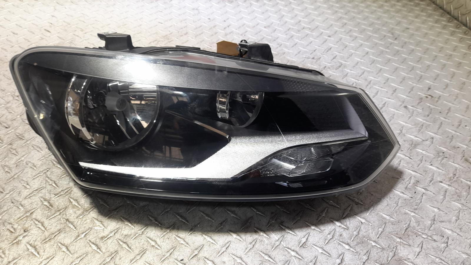 View Auto part Right Headlamp Volkswagen Polo 2013