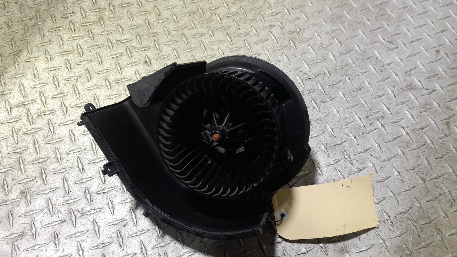 View Auto part Heater Fan Motor Bmw X5 2014