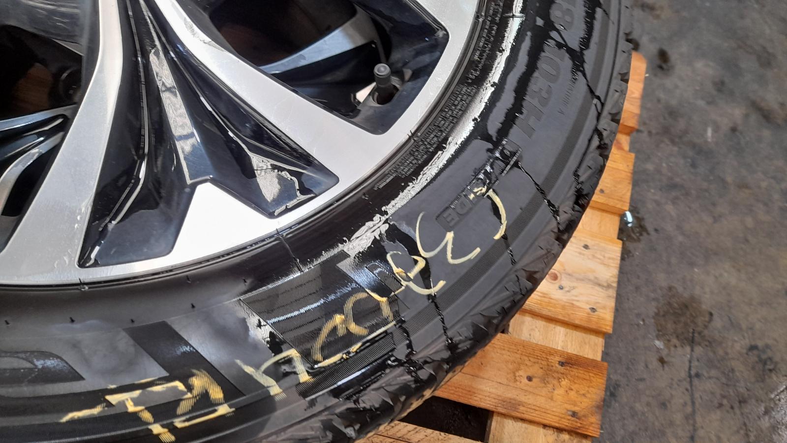 2021 Kia Carnival/grand Carnival Wheel Mag View Auto part Wheel Mag Kia Carnival/grand Carnival 2021