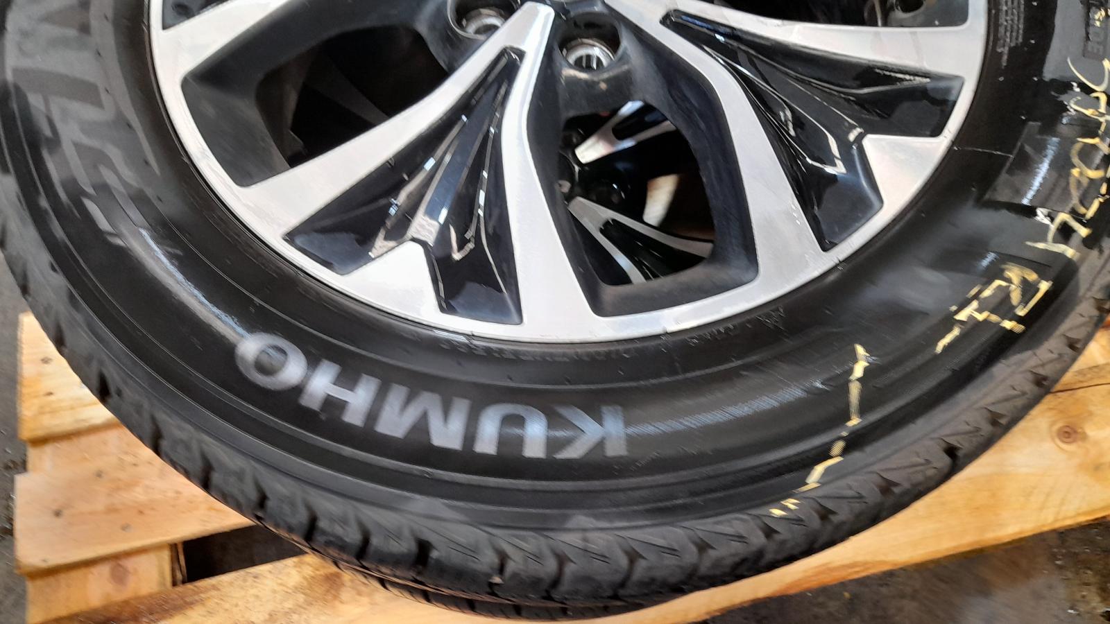 2021 Kia Carnival/grand Carnival Wheel Mag View Auto part Wheel Mag Kia Carnival/grand Carnival 2021