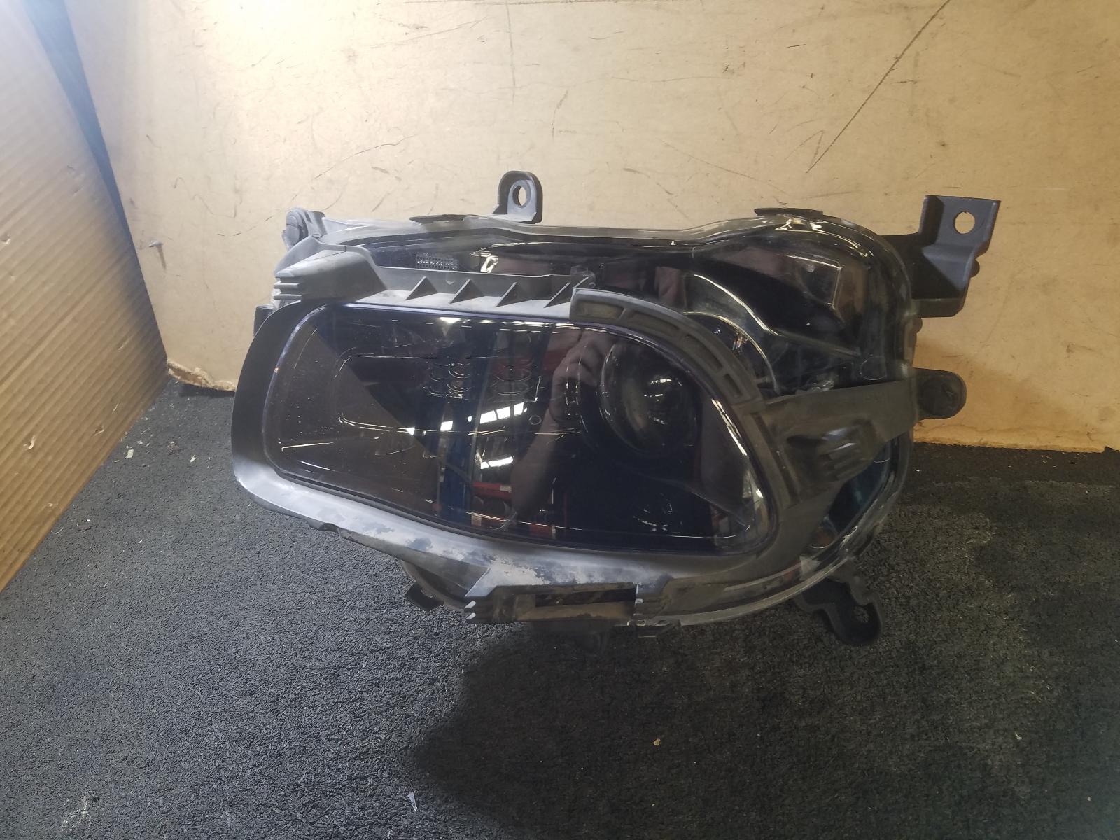 View Auto part Left Headlamp Jeep Cherokee 2014