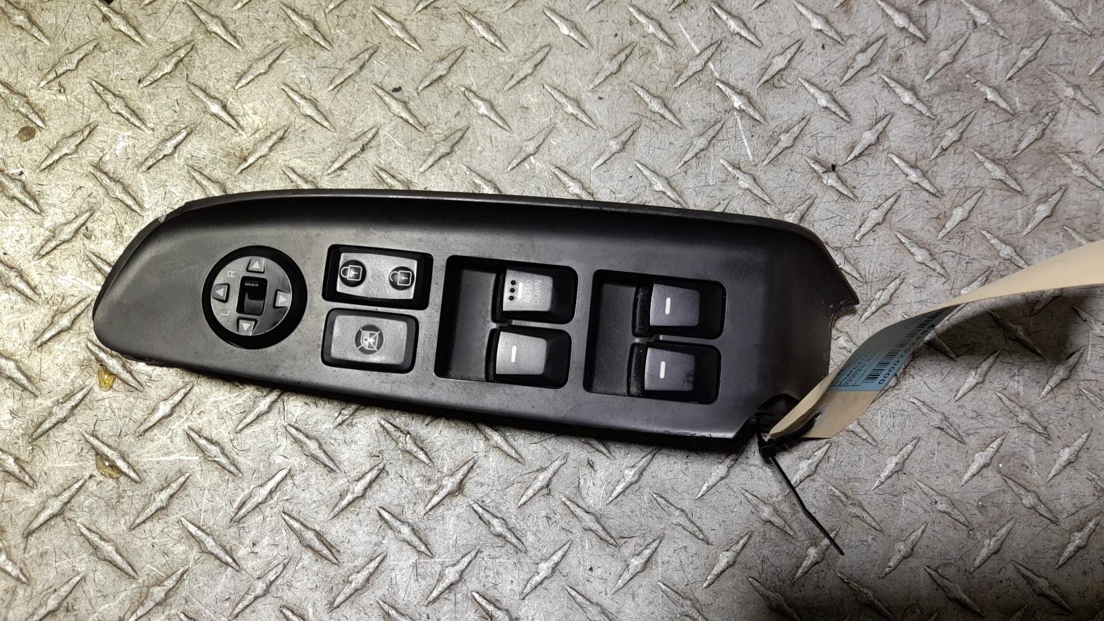 View Auto part Pwr Dr Wind Switch Kia Cerato 2017
