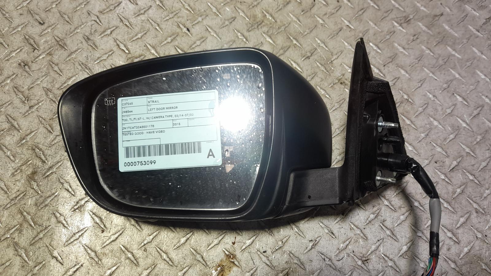View Auto part Left Door Mirror Nissan Xtrail 2015