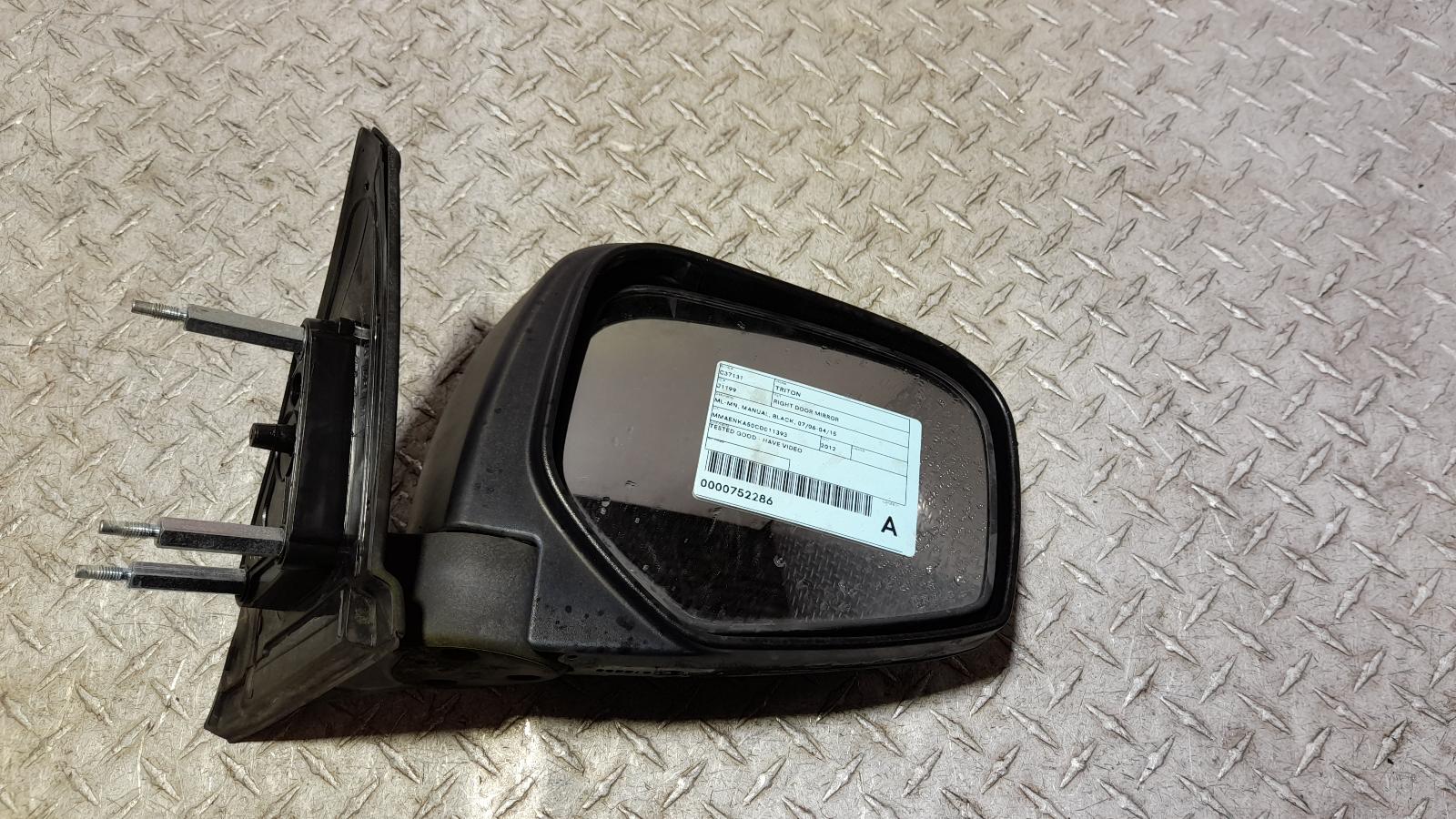 View Auto part Right Door Mirror Mitsubishi Triton 2012