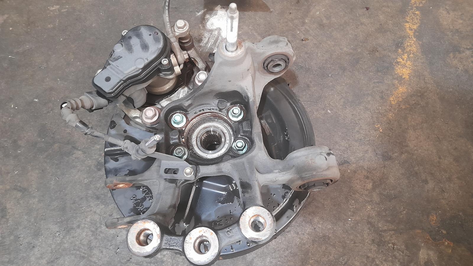View Auto part Right Rear Hub Assembly Mazda Cx9 2021