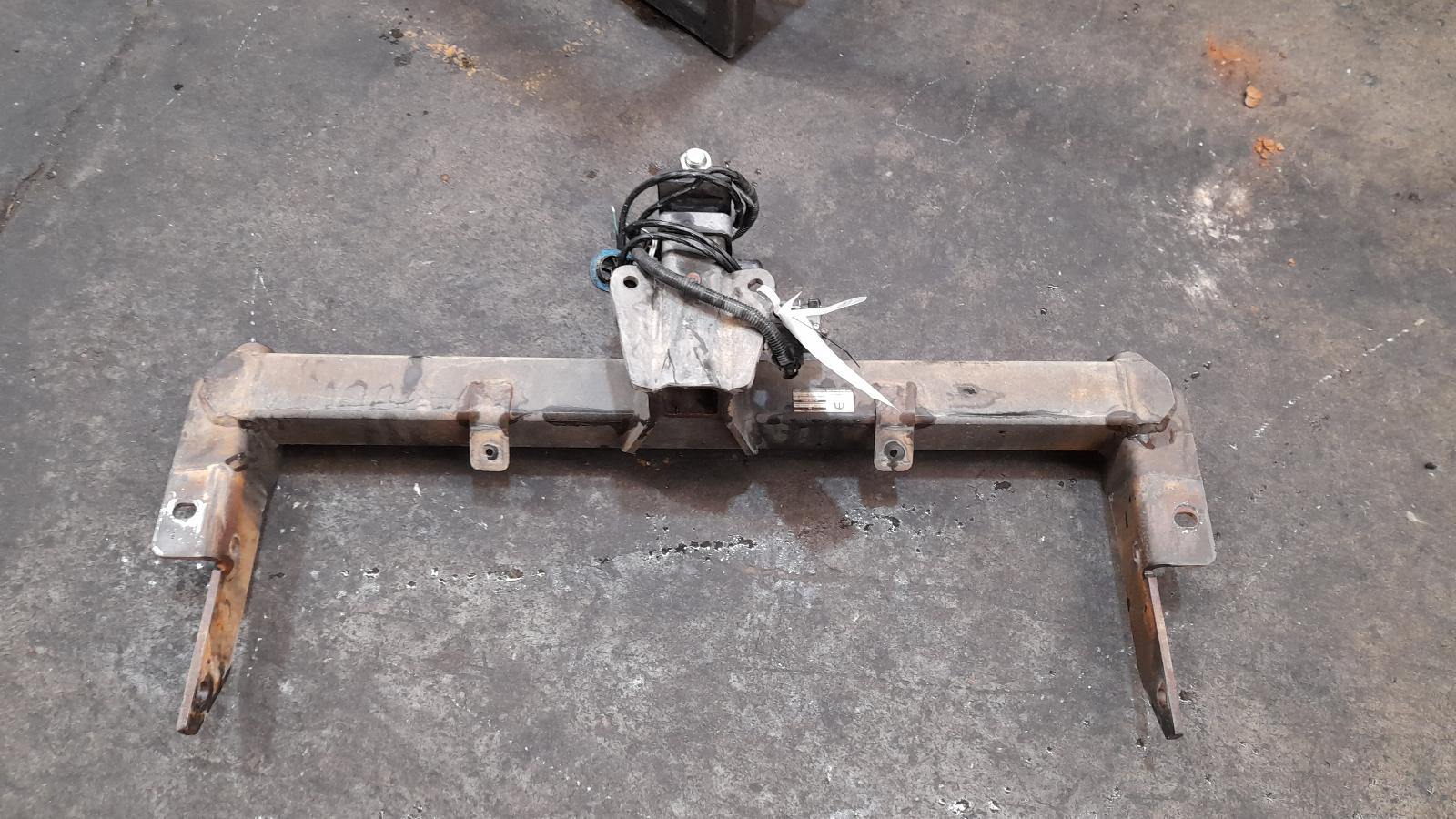 View Auto part Towbar Jeep Grandcherokee 2011