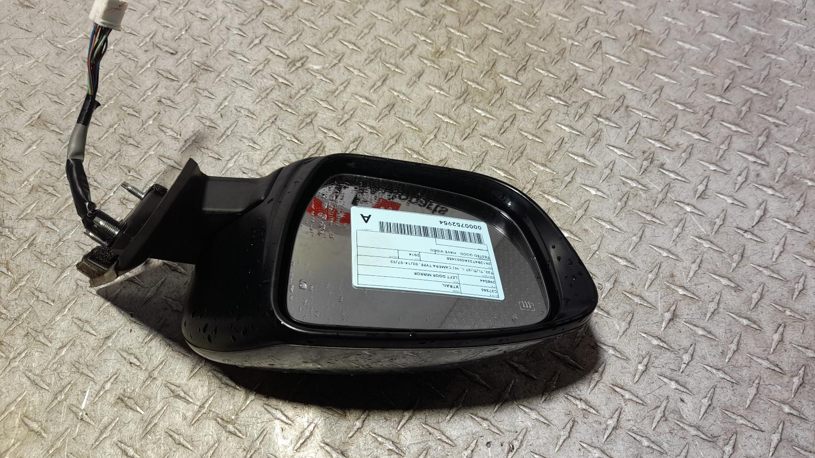 View Auto part Left Door Mirror Nissan Xtrail 2014