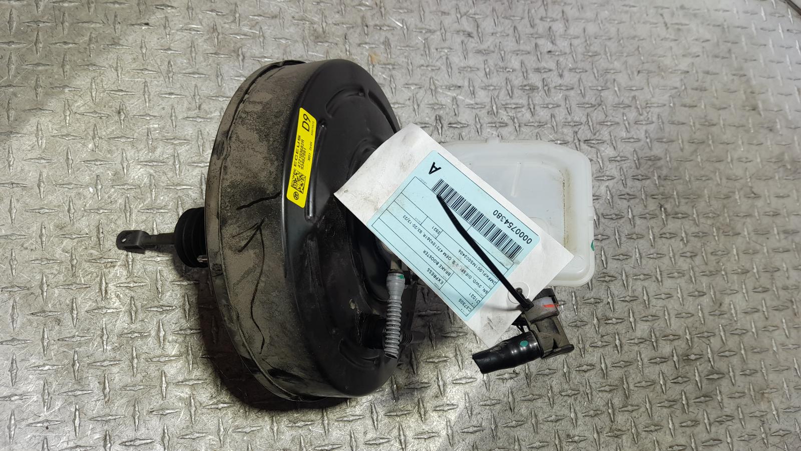 View Auto part Brake Booster Mitsubishi Express 2021