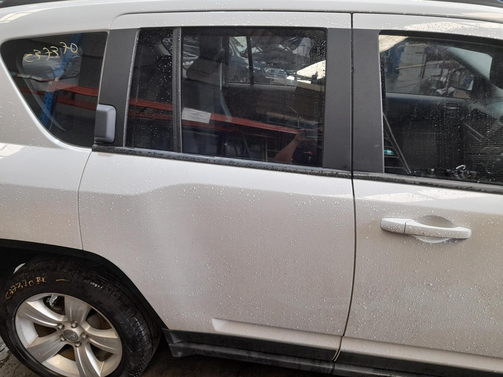 View Auto part Right Rear Door Sliding Jeep Compass 2012