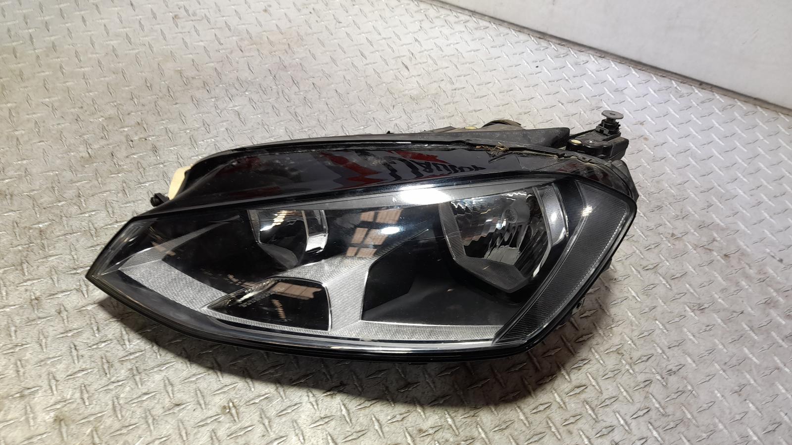 View Auto part Left Headlamp Volkswagen Golf 2014