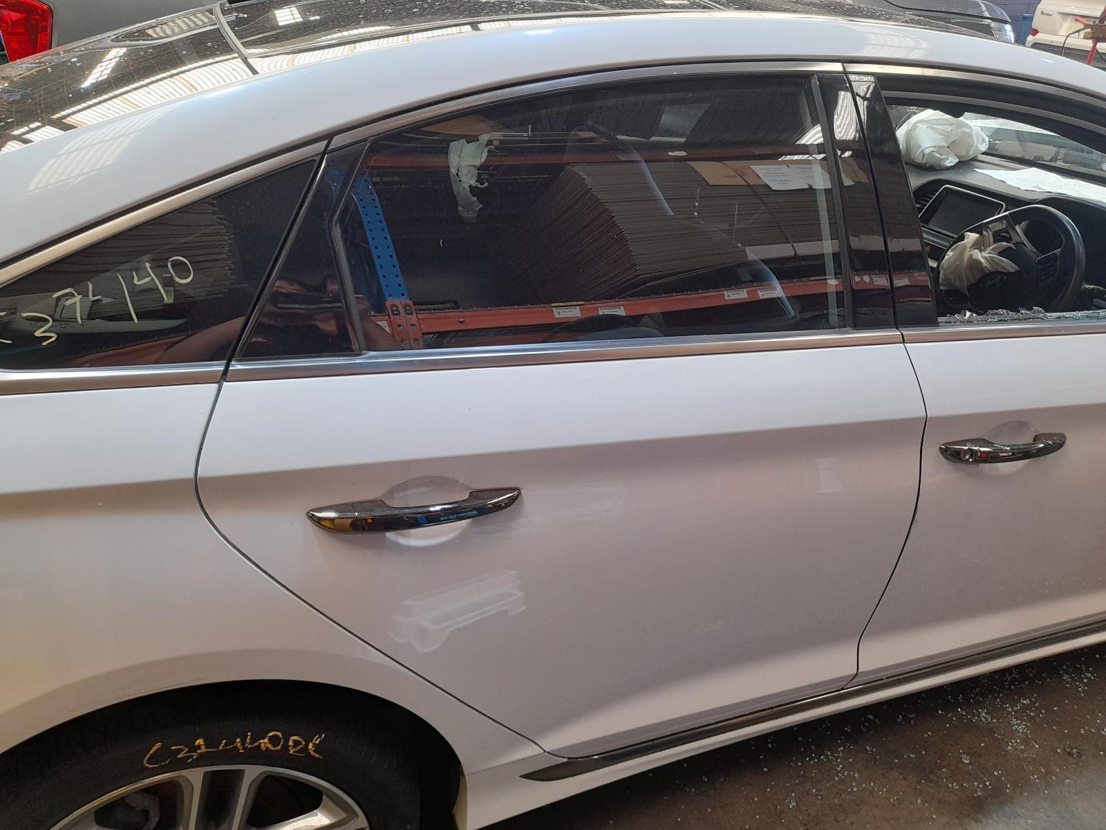View Auto part Right Rear Door Sliding Hyundai Sonata 2017