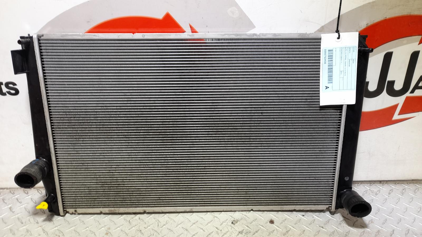 View Auto part Radiator Toyota Rav4 2015