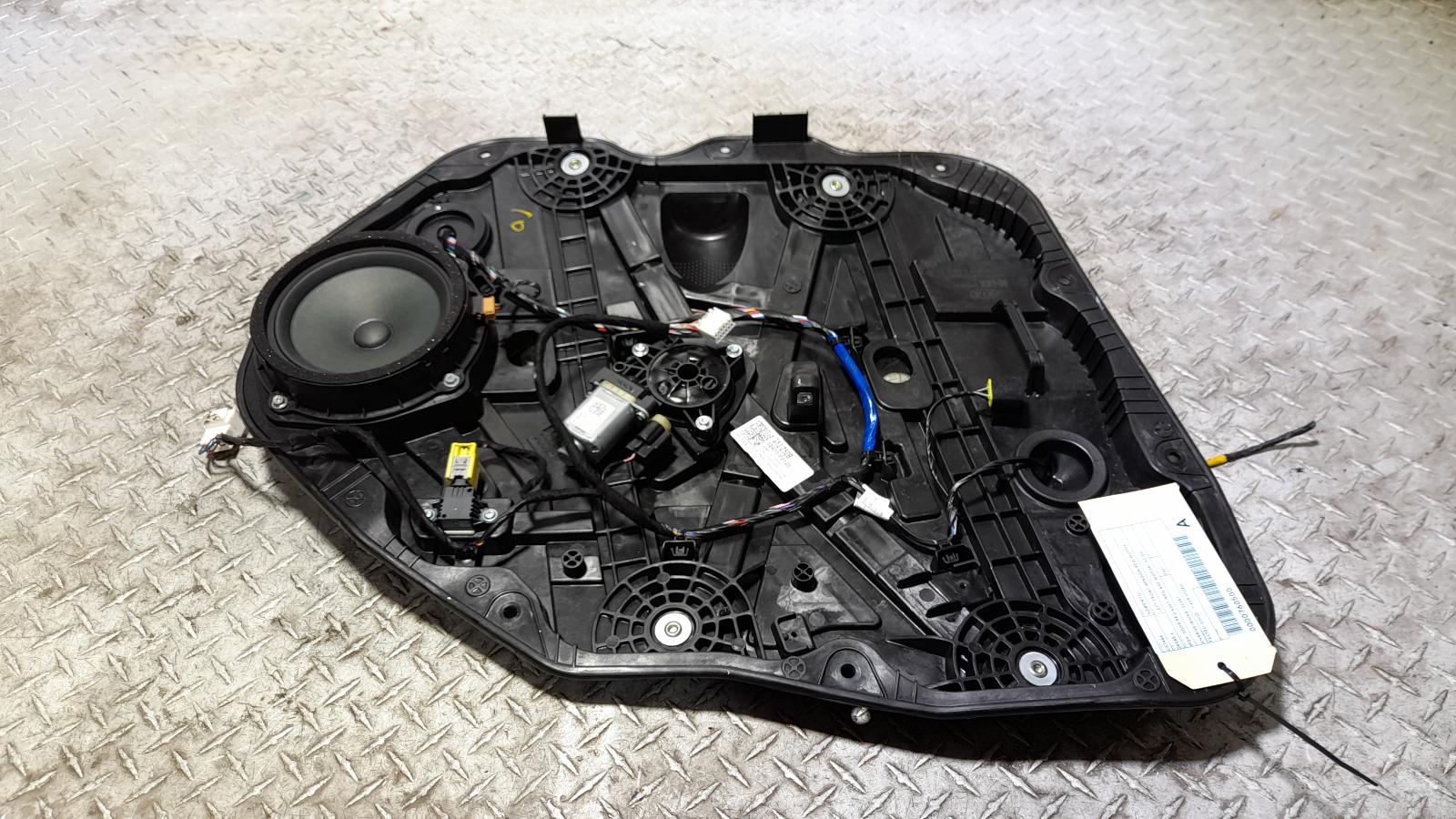 View Auto part Left Front Window Reg/Motor Kia Sorento 2021