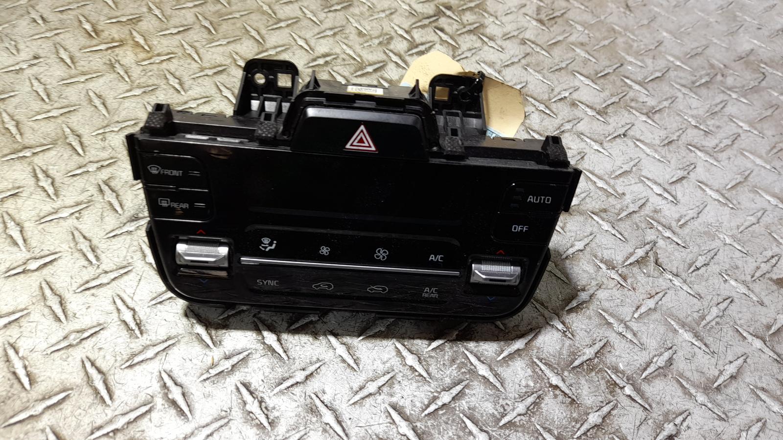 View Auto part Heater/Ac Controls Kia Sorento 2021