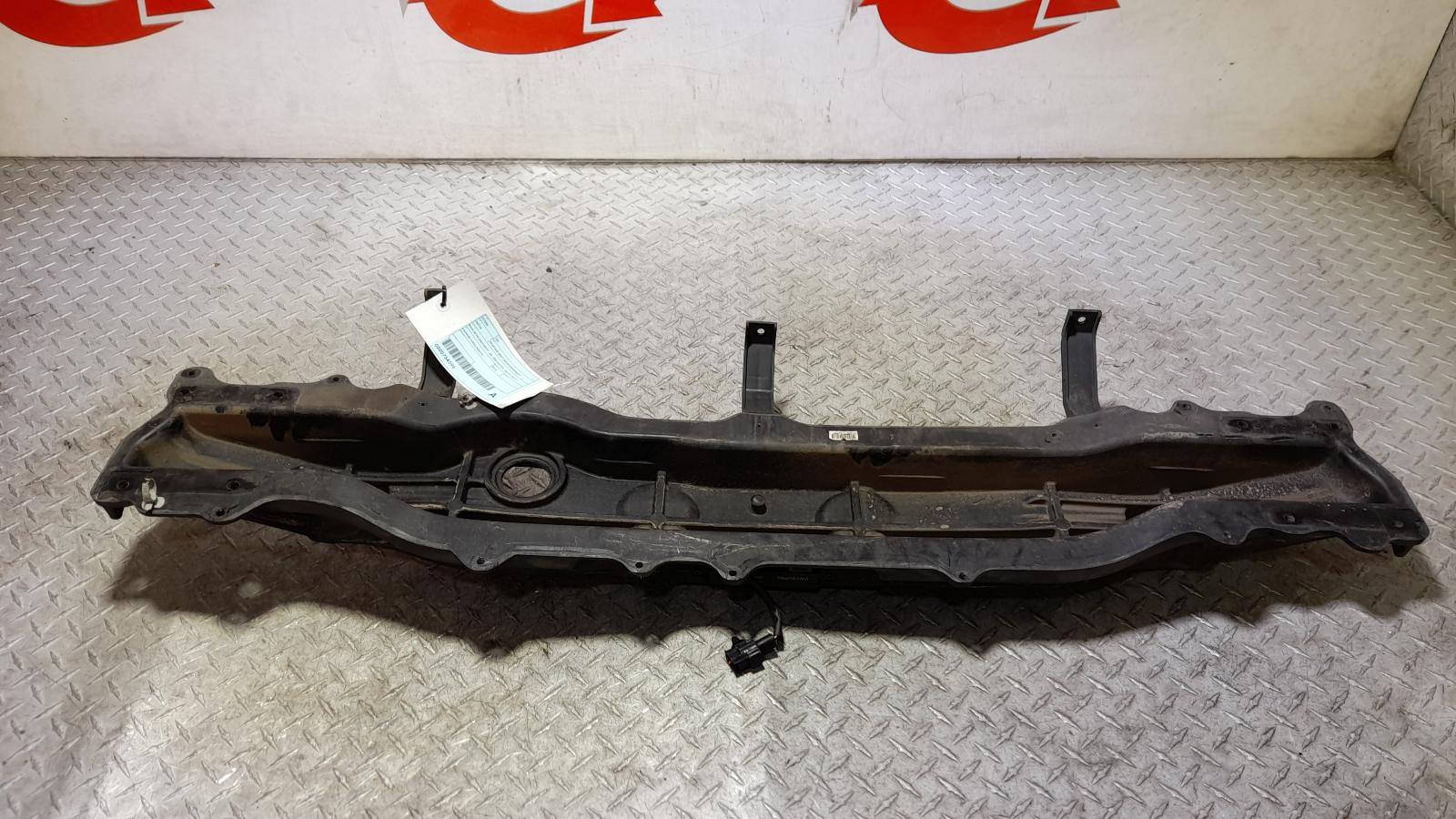 View Auto part R/Bar Bracket/Reinfo Hyundai I30 2016