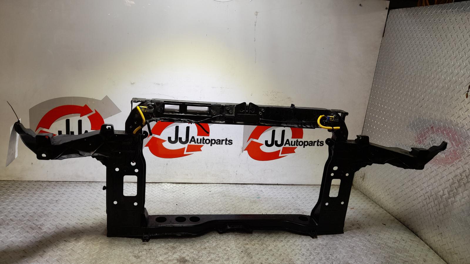 View Auto part Radiator Support Hyundai Tucson 2018
