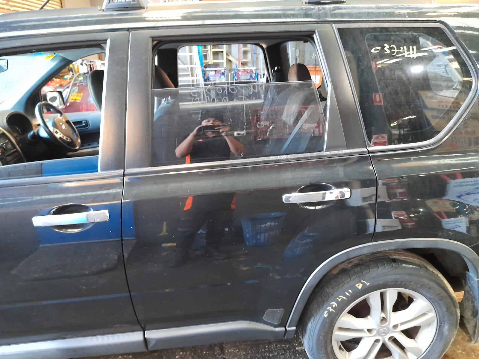 View Auto part Left Rear Door/Sliding Nissan Xtrail 2012