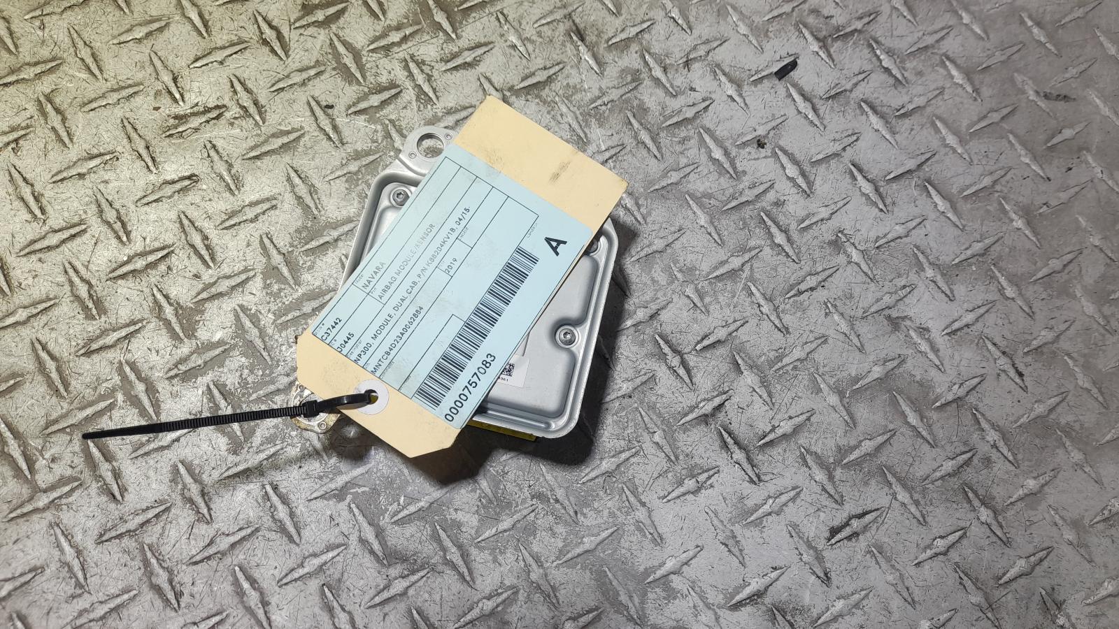 View Auto part Airbag Module/Sensor Nissan Navara 2019