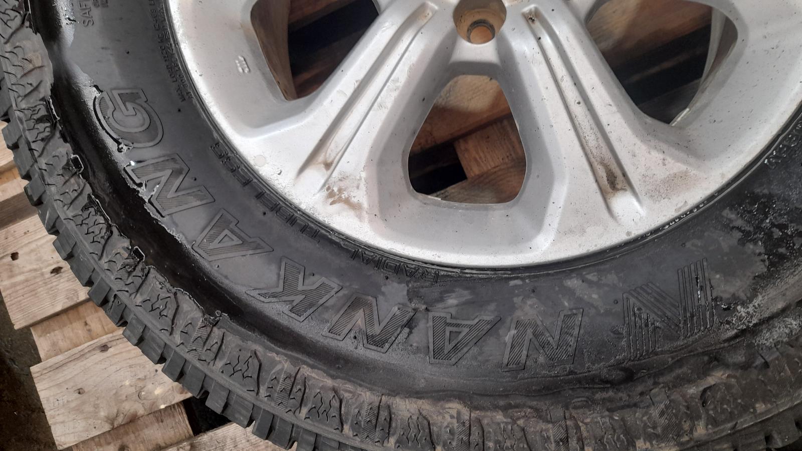 View Auto part Wheel Mag Nissan Navara 2019