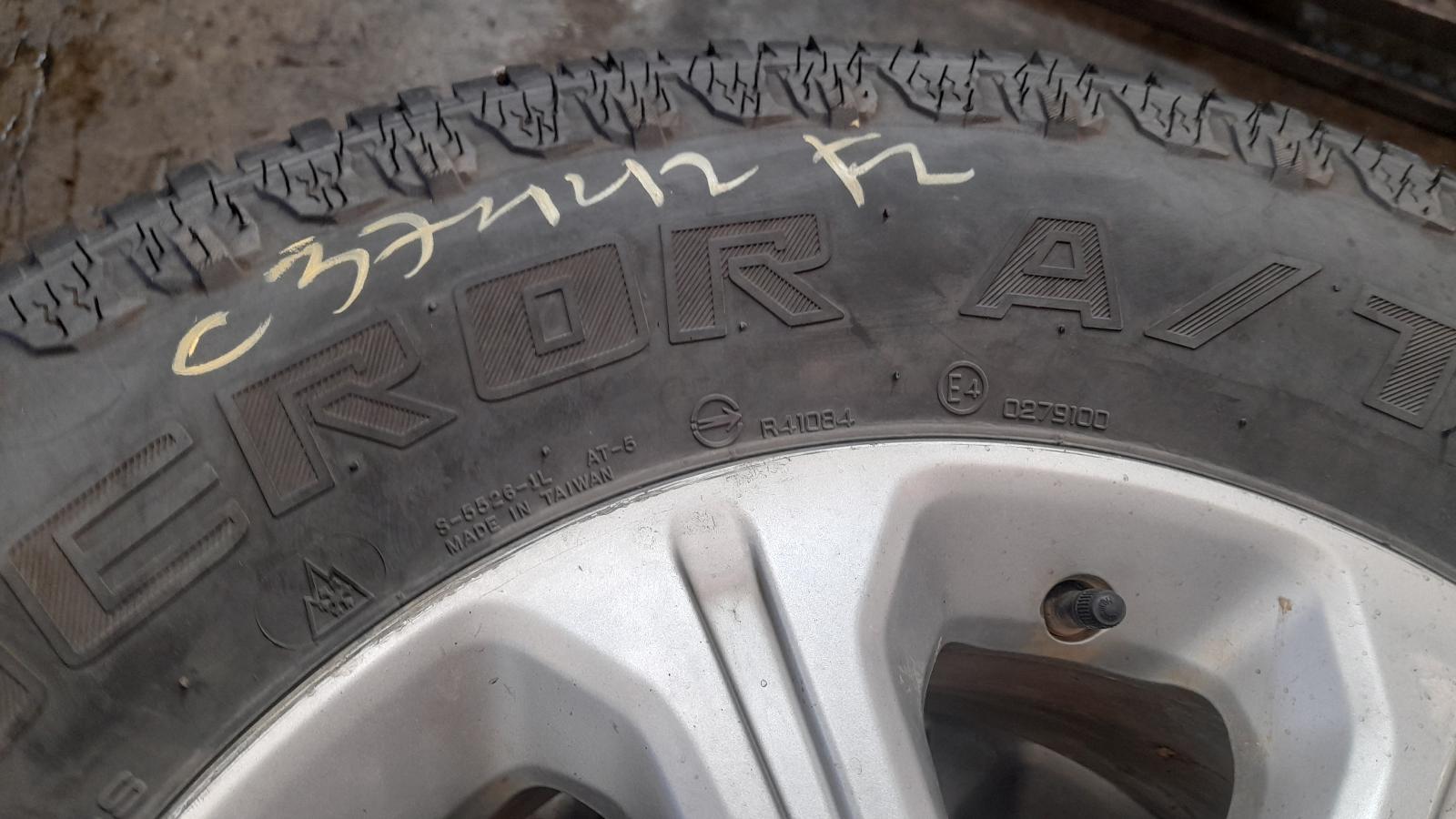 View Auto part Wheel Mag Nissan Navara 2019