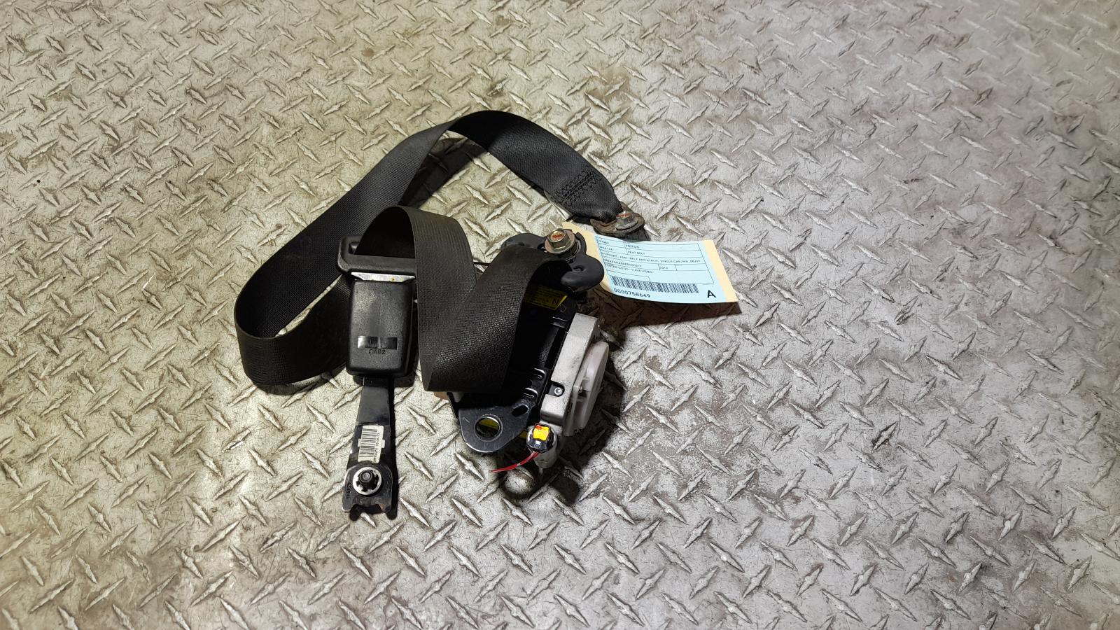 View Auto part Seatbelt/Stalk Mitsubishi Triton 2013