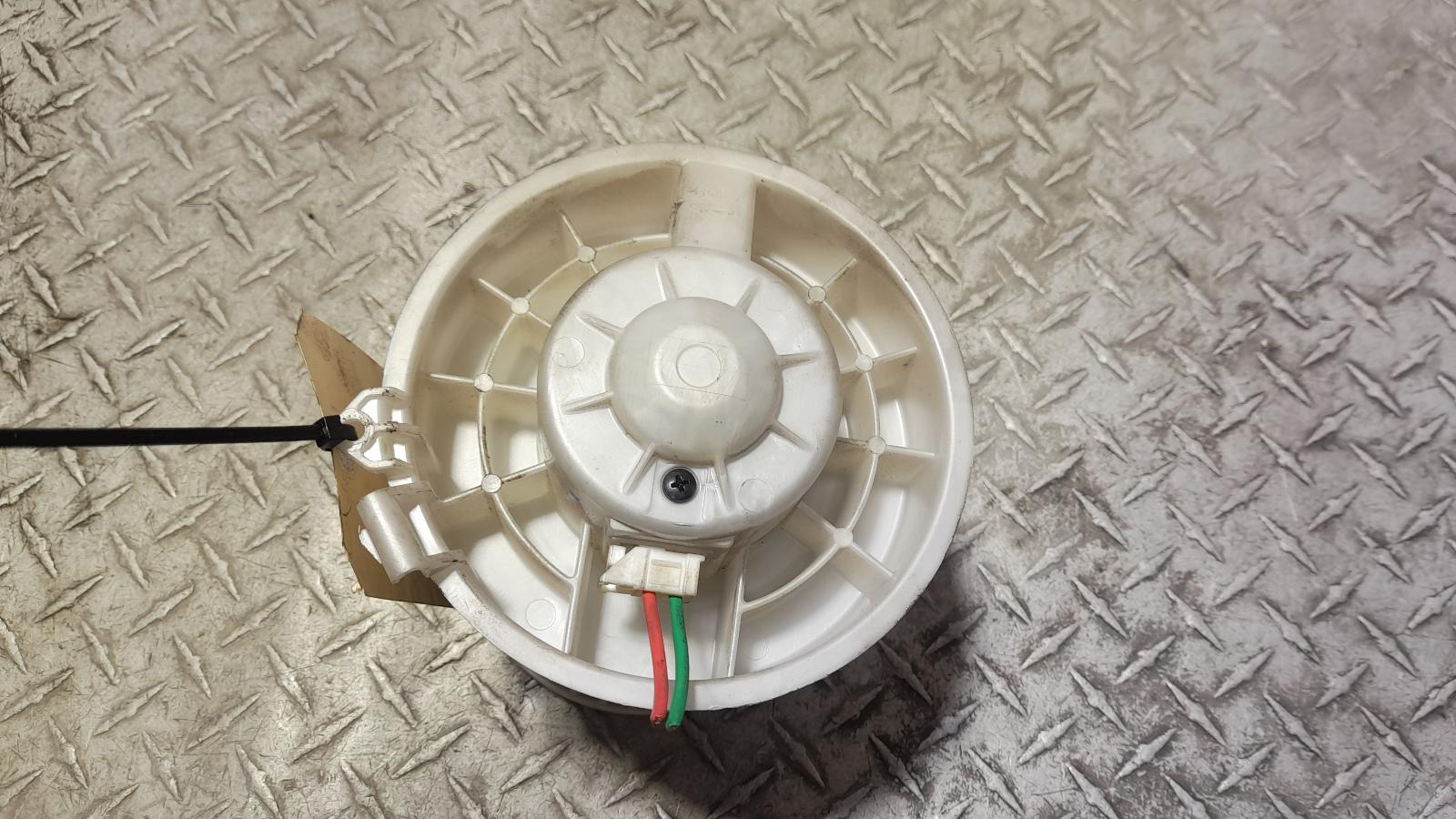 View Auto part Heater Fan Motor Nissan Xtrail 2016