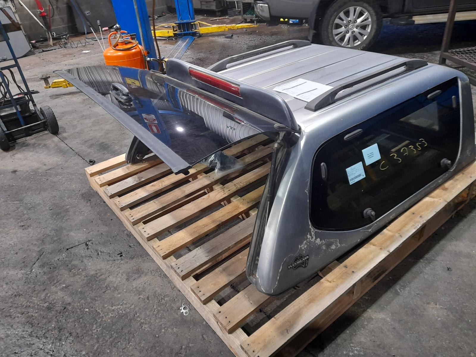 View Auto part Tonneau/Cover Mazda Bt50 2013