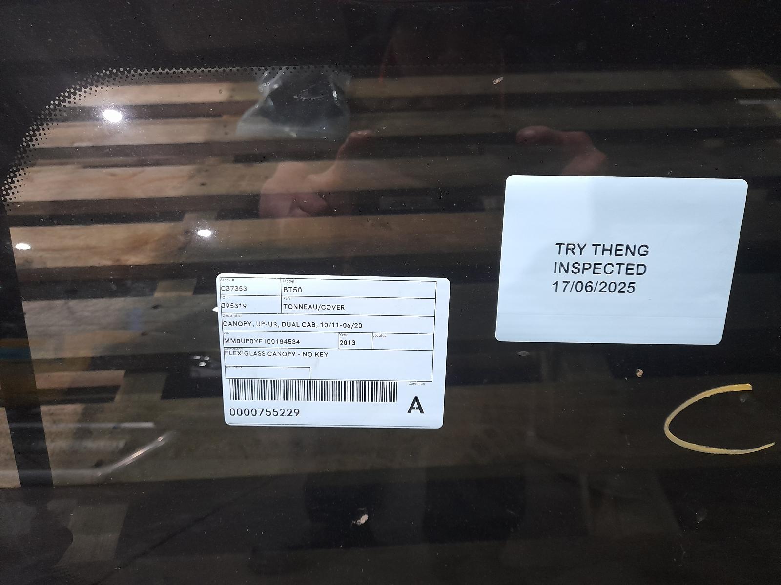 View Auto part Tonneau/Cover Mazda Bt50 2013