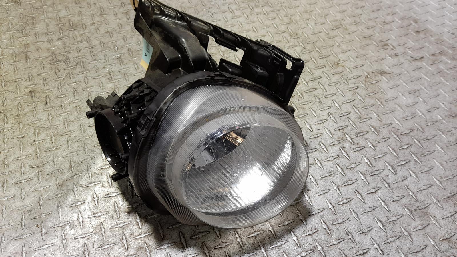 View Auto part Right Headlamp Nissan Juke 2014