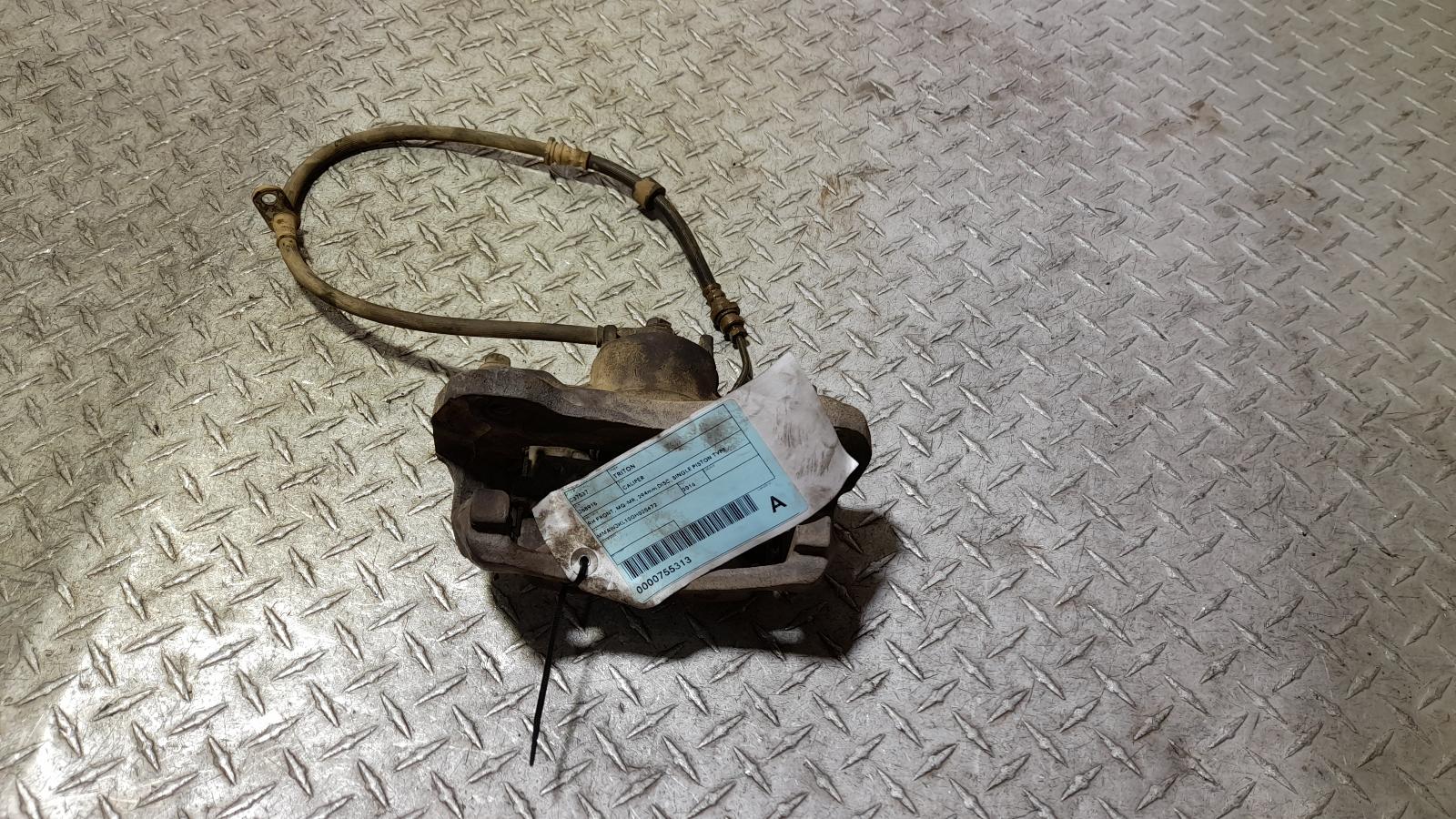 View Auto part Caliper Mitsubishi Triton 2016