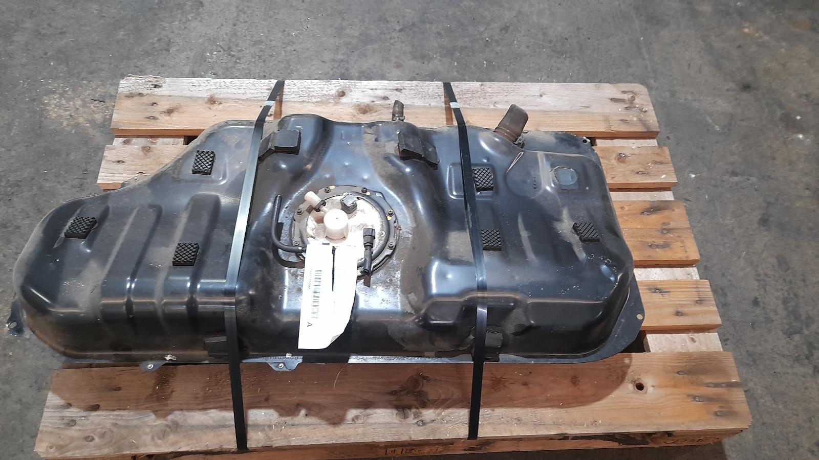 View Auto part Fuel Tank Hyundai I30 2013