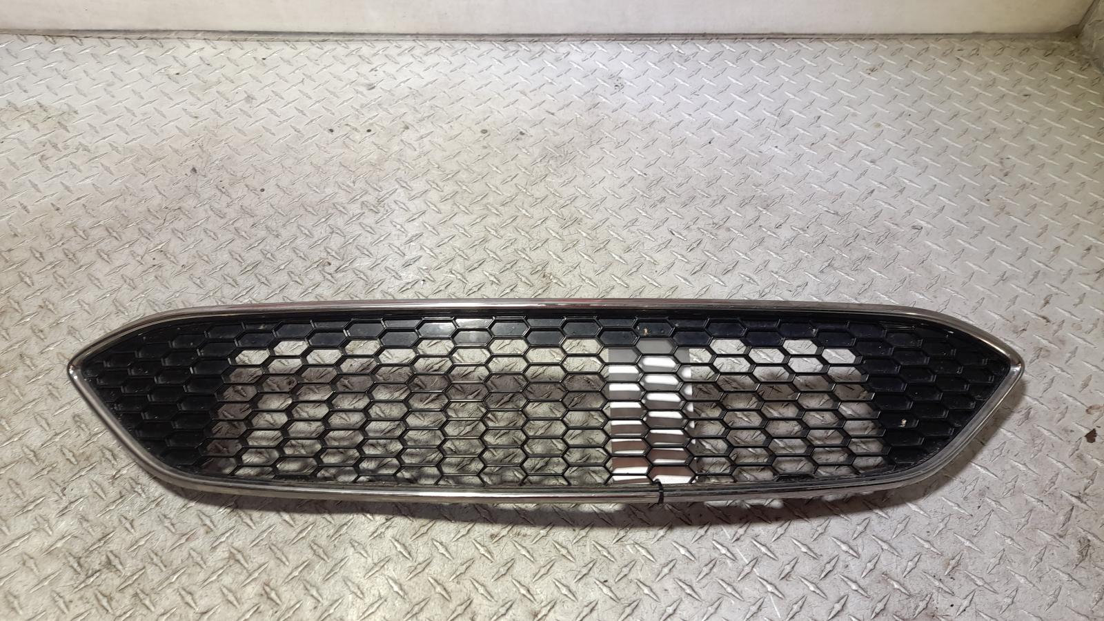 View Auto part Grille Ford Focus 2016