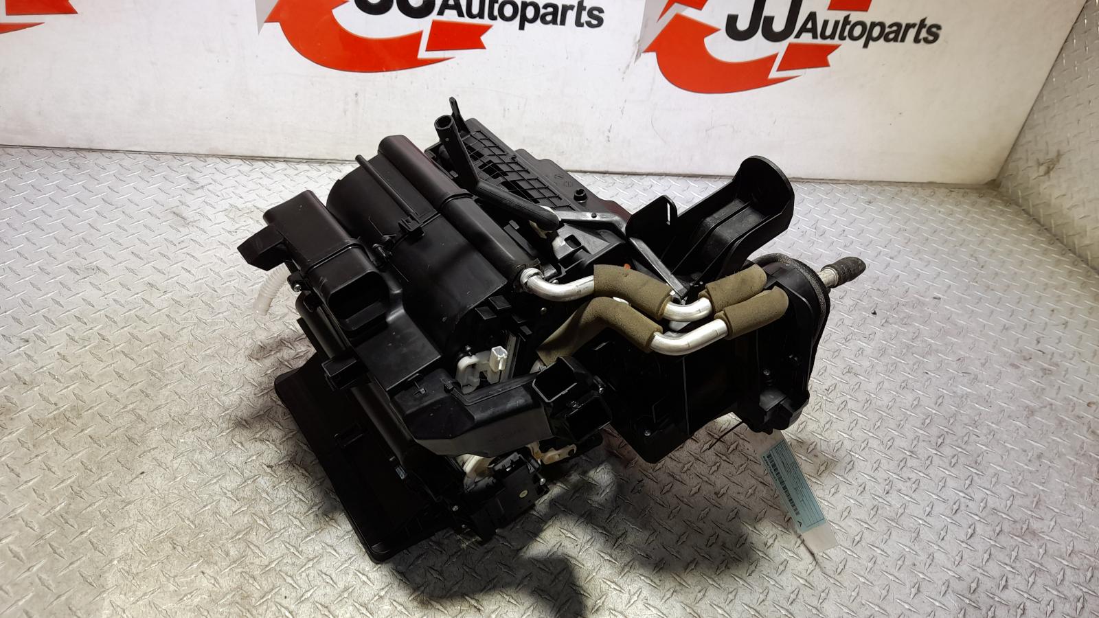 View Auto part Heater Core/Box Mazda Cx5 2012