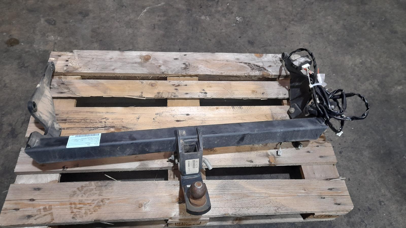 View Auto part Towbar Mazda Cx5 2013